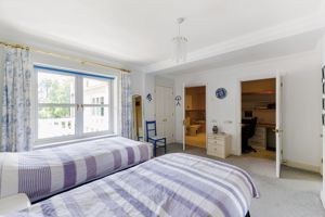 Photo 16- click for photo gallery